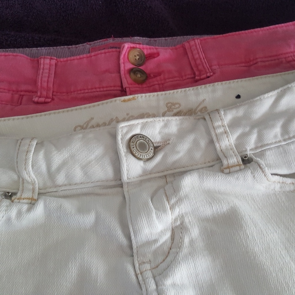 (2)American Eagle Shorts